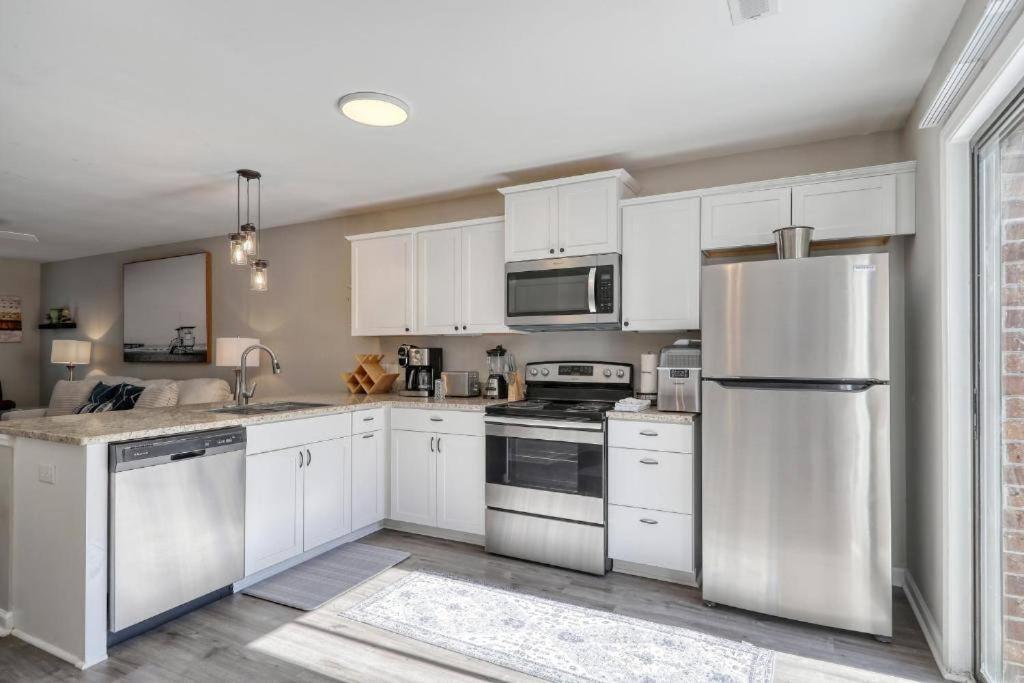 Stylish Haven New Walk To The Ocean Smart Tvs Wifi Leilighet Myrtle Beach Eksteriør bilde